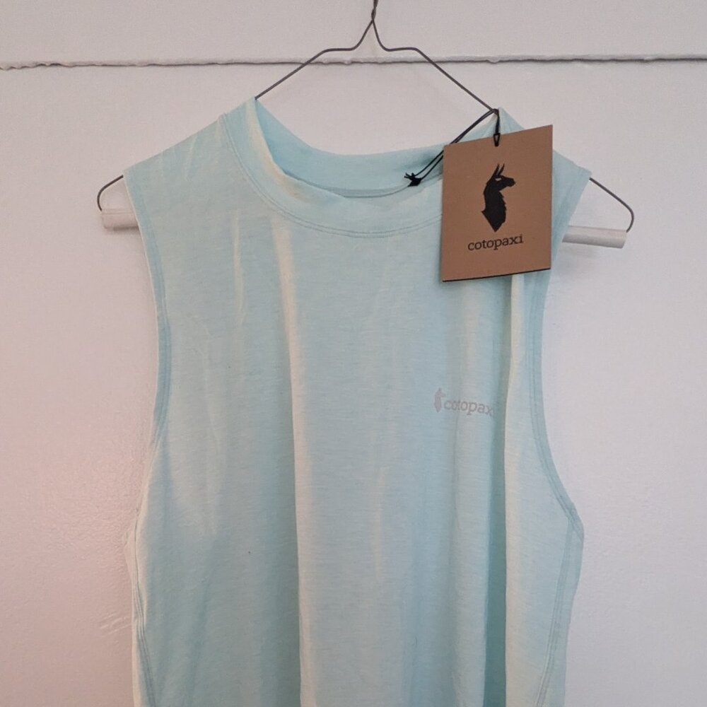 NWT Cotopaxi Quito active tank